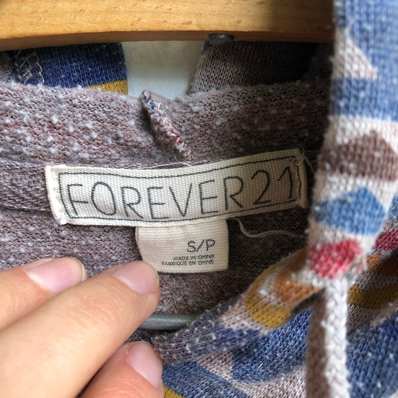 🌼Vintage Forever 21 Aztec Cropped Hoodie Size Small - Picture 4 of 4